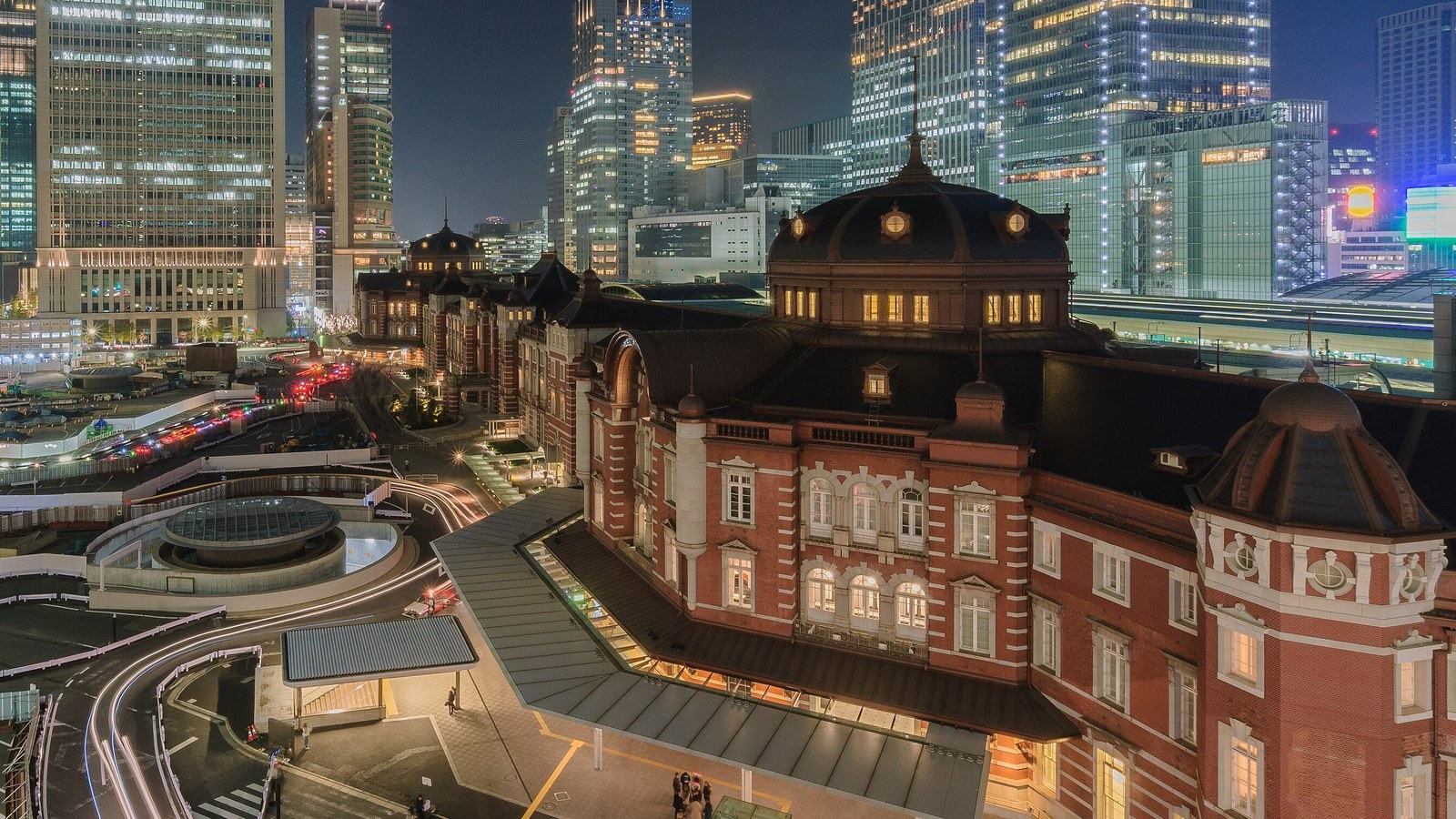 Tokyo Station's Marunouchi building seen from above at dusk